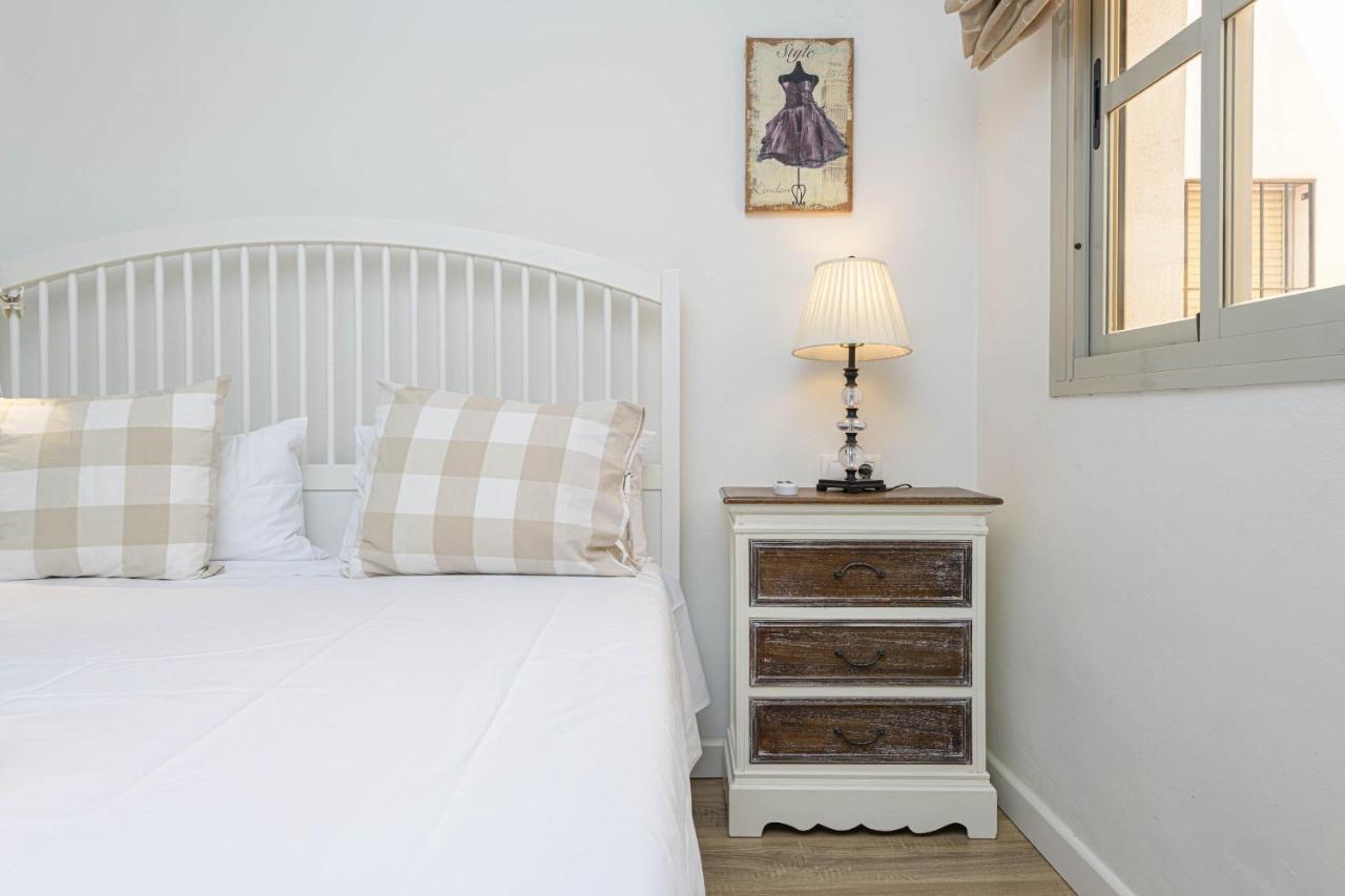Wintowinrentals Genial Apartamento, Centrico Y Silencioso Málaga Dış mekan fotoğraf